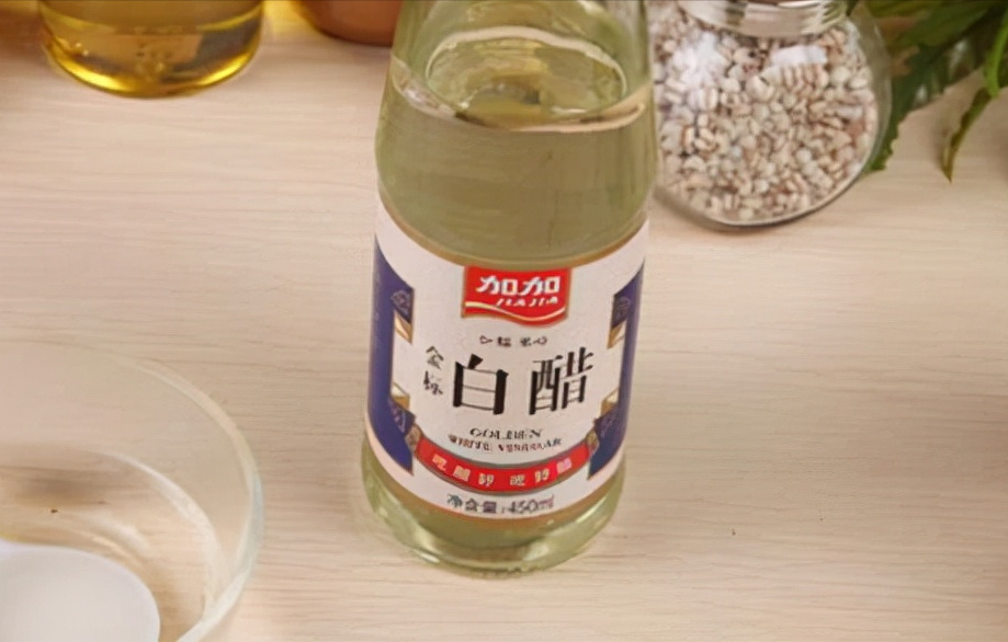 油炸花生米，先下锅炸就错了！难怪不酥脆，教你正确做法