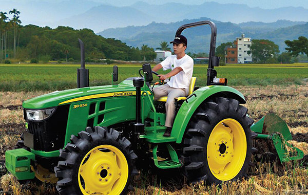 「農(nóng)機(jī)報(bào)價(jià)」約翰迪爾554拖拉機(jī)全國各省報(bào)價(jià)表，差別有點(diǎn)大！