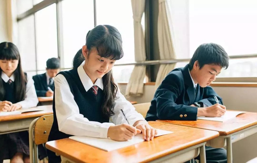 书法将纳入考试范畴，再不练字，孩子将无缘上大学