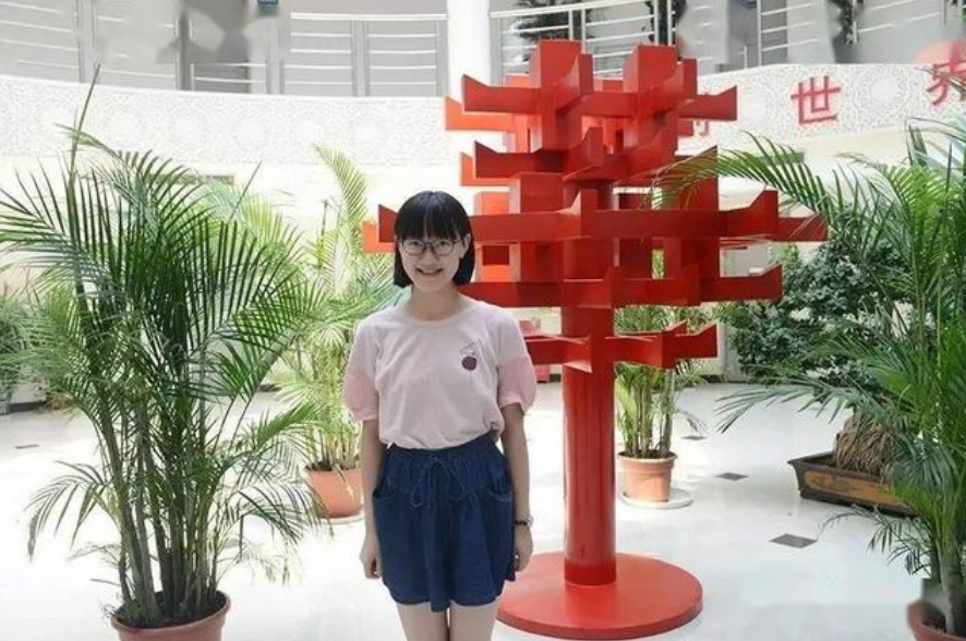 多名高考状元“家庭背景”公开，现实很残酷，他们都来自富裕家庭