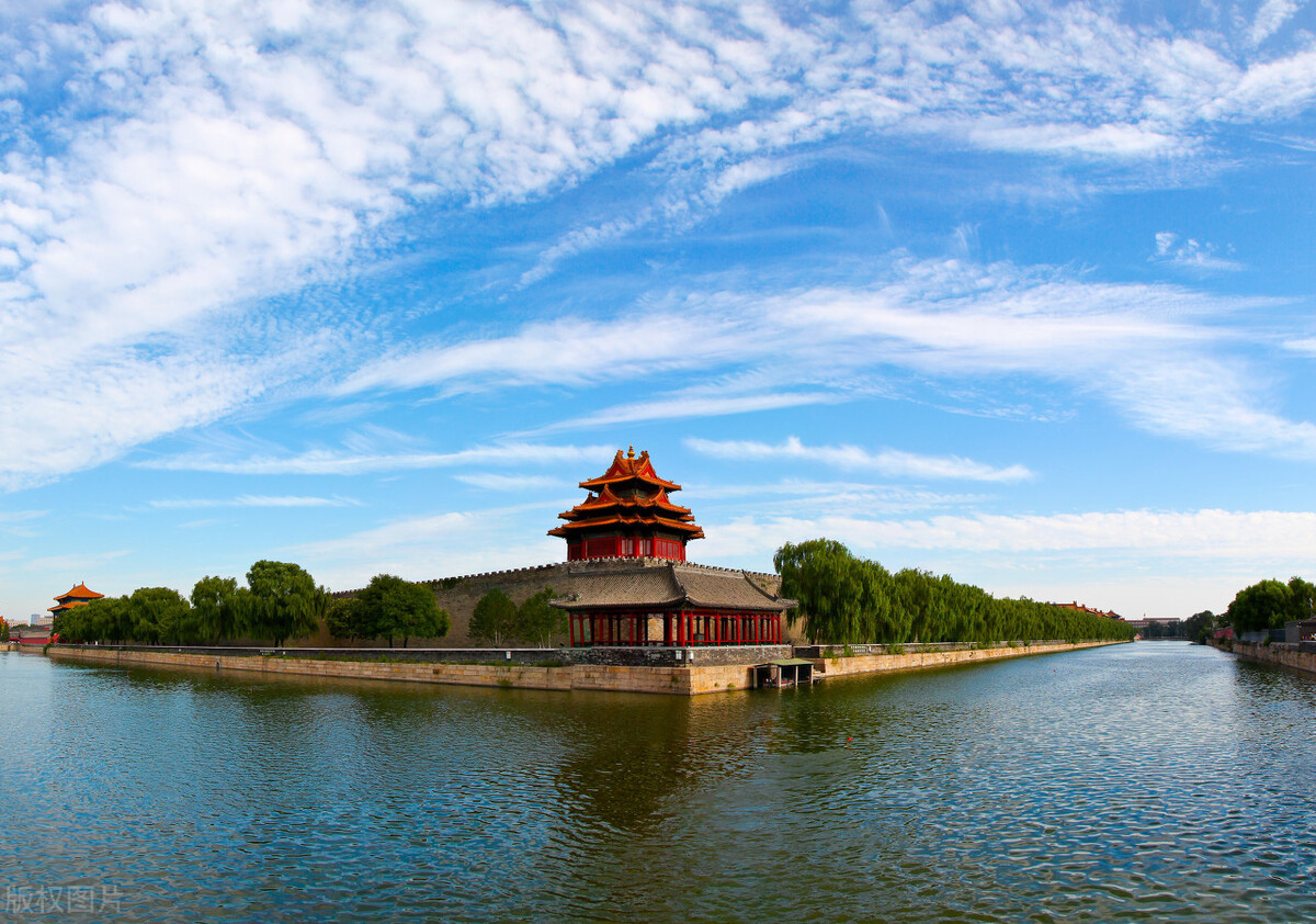 北上广3地8个大学城，你以为考进了大城市？不，还差50公里