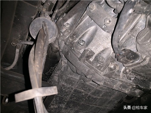 2017款奔驰G500，三年贬值60万！网友：现在买17款真划算