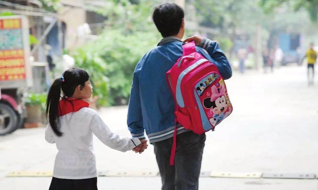 2021年小学暑假时间已确定，家长却愁眉不展，耽误孩子学习怎么办