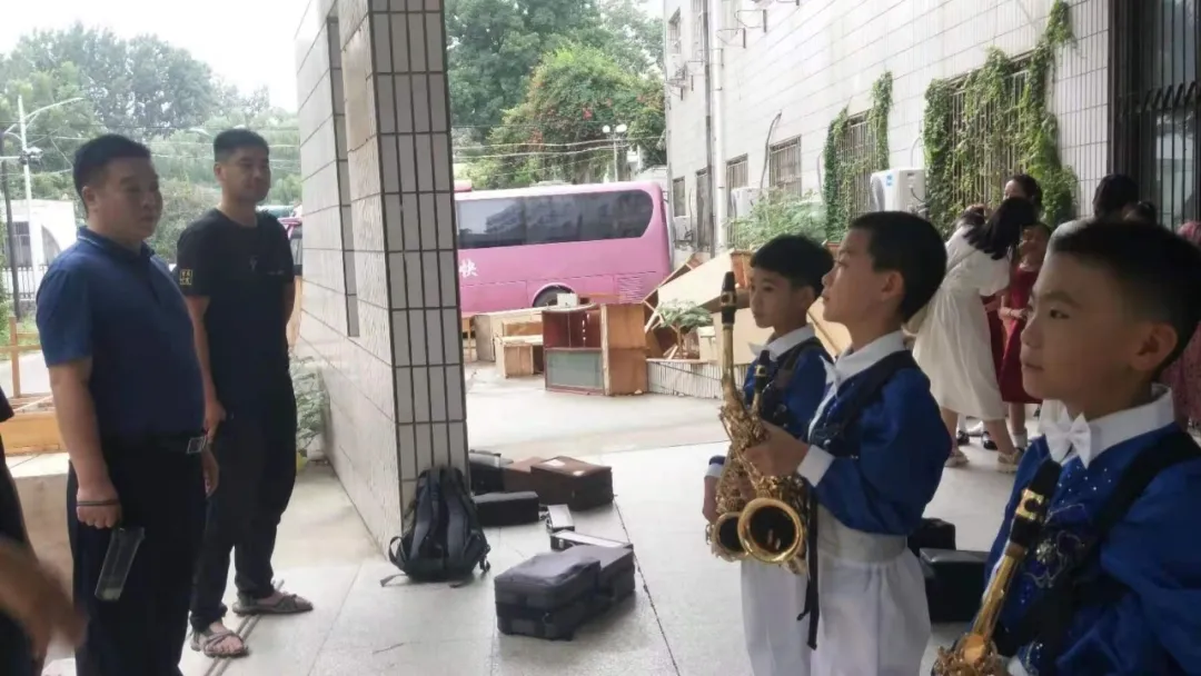 南阳市实验学校管乐团登上了省级舞台