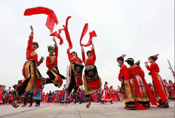 羌族文化生态保护区丨羌族萨朗——用舞蹈传承古俗遗风