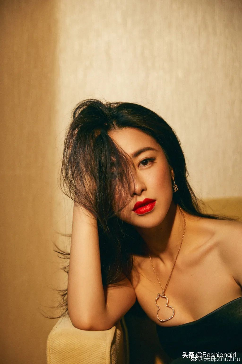 这张艳压过范冰冰的脸，终于要火了