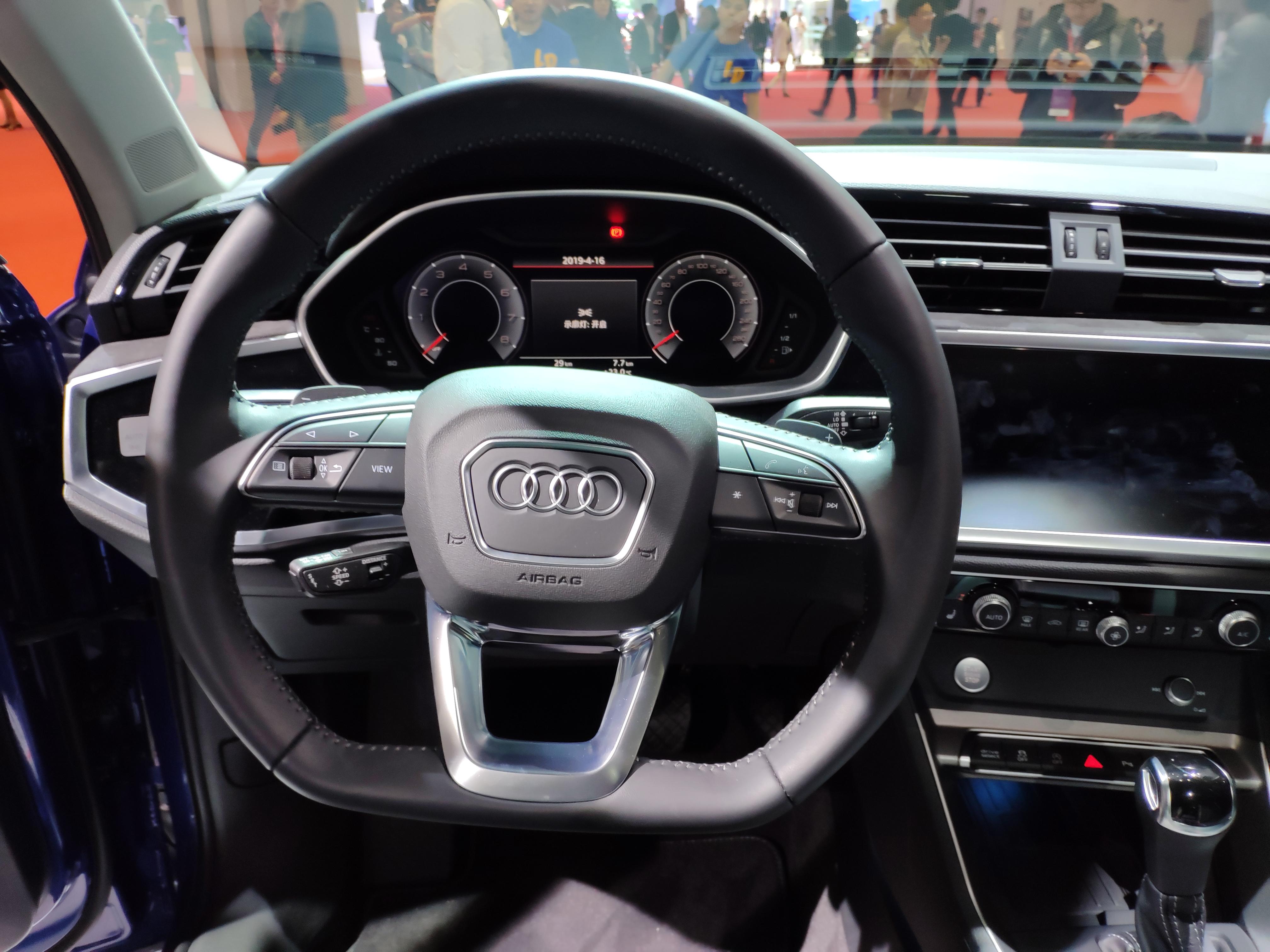 2019上海车展:全新奥迪q3上市,27.18万起!