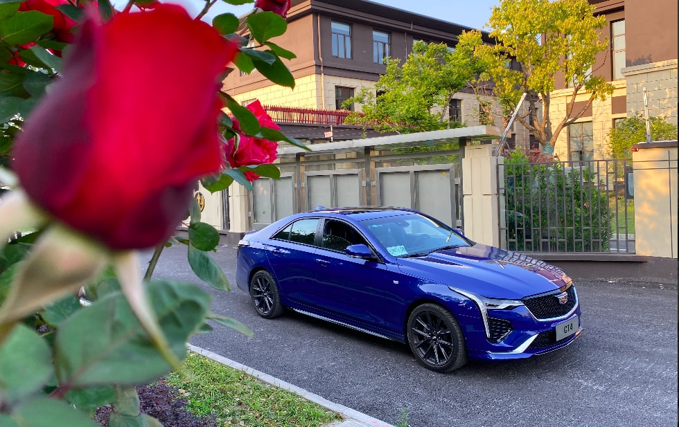 9月豪华车销量：特斯拉超奔驰奥迪！蔚来破万逼近沃尔沃