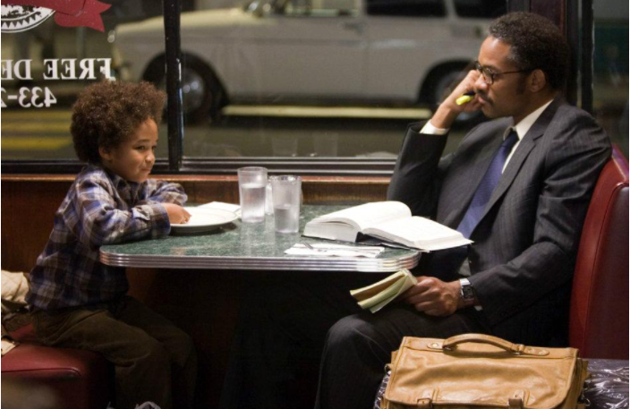 我卧底微商群，发现被洗脑的大学生，正在收割中学生