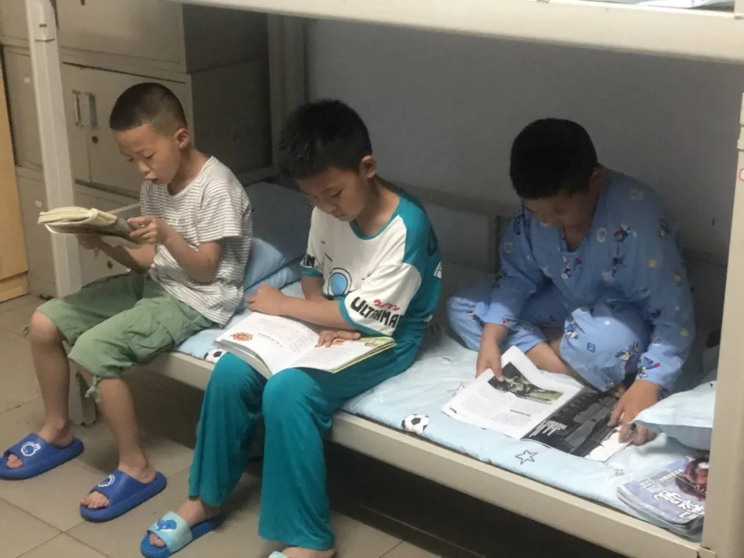 惊喜！这个学校，每周四节阅读课