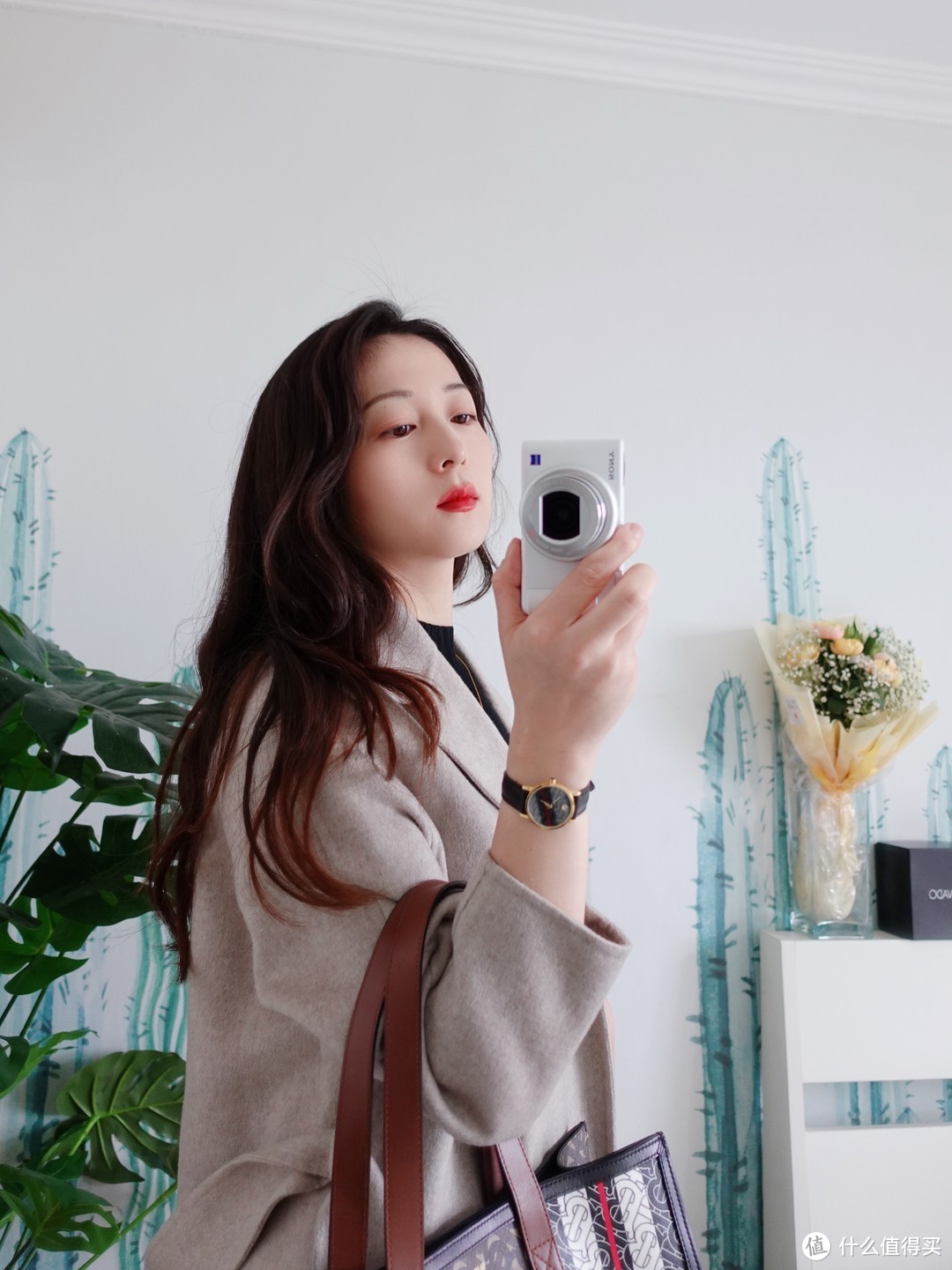 干练、知性、温柔、性感｜女律师的秋冬一周职场穿搭图鉴