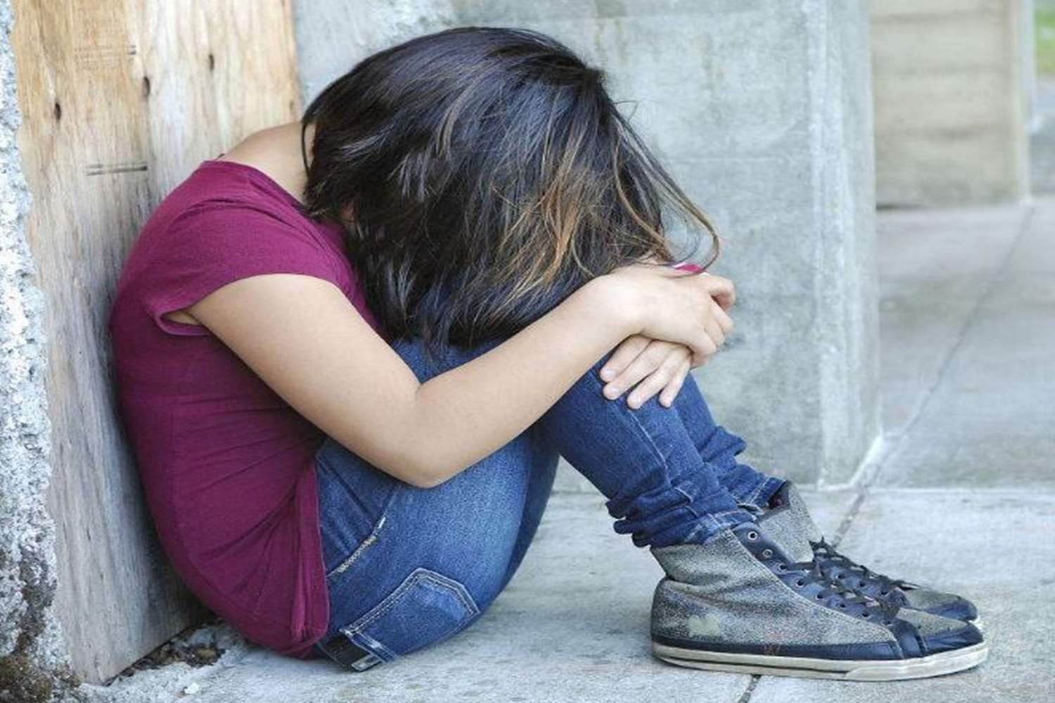 14岁女孩轻生跳楼身亡：如果您也有女儿，请和她们说说这3句话