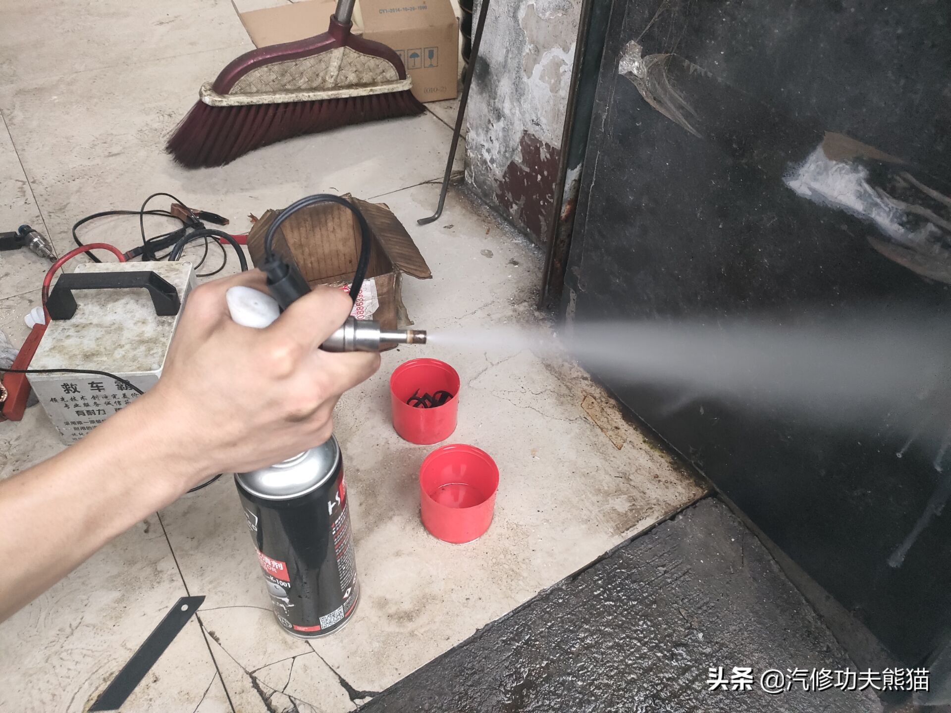 苏州车友十二年车龄奥迪A6L2.0T烧机油，对车有感情彻底整修翻新