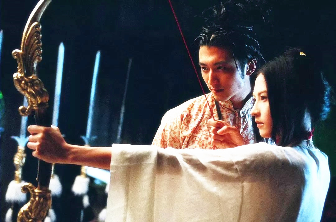 无极:无欢倾尽所有报复倾城,只为一个馒头?2个隐情荒唐又费解