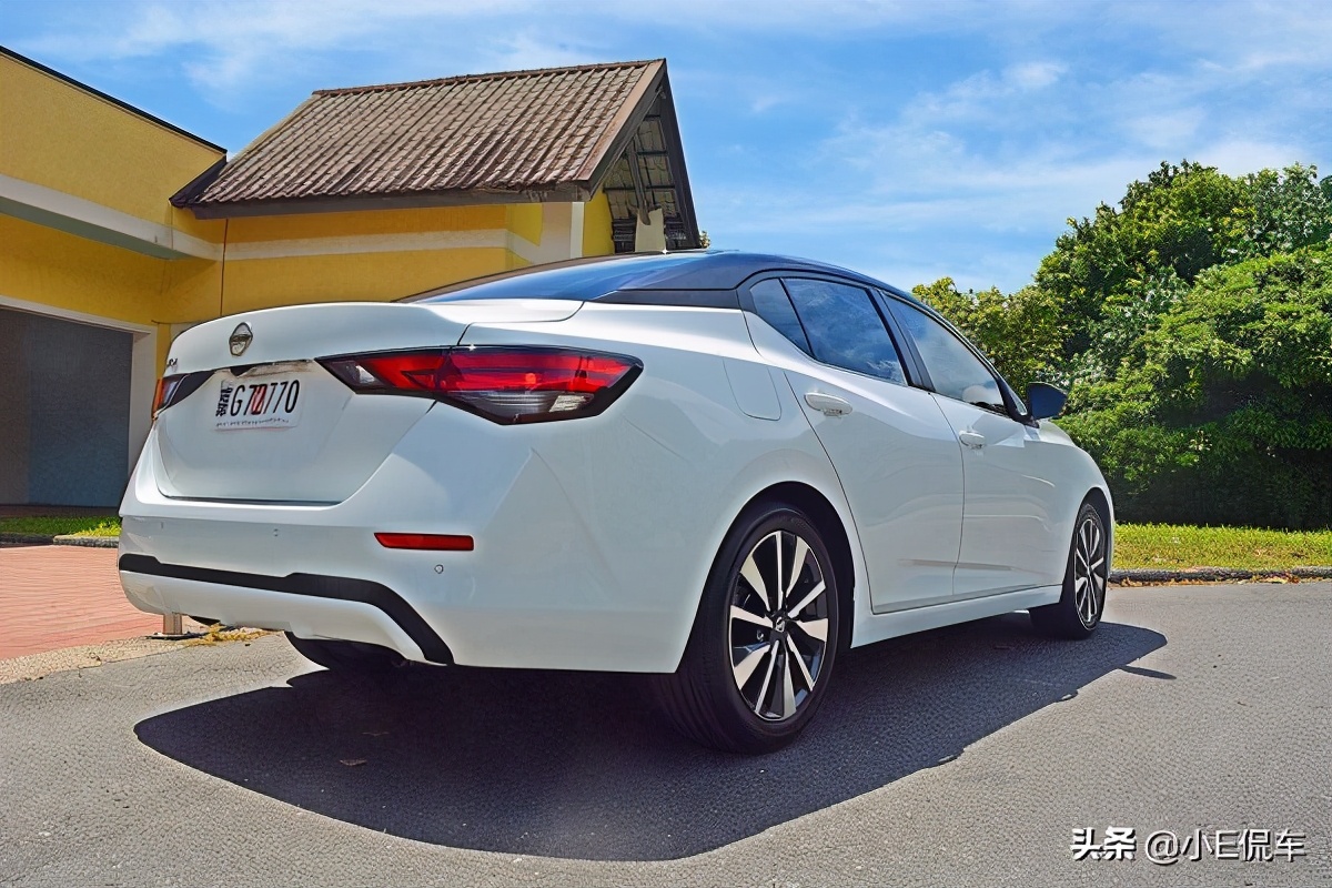 外在热情奔放，驾驭沉稳舒畅，NISSAN Sentra试驾