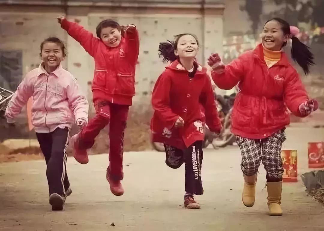 名校大学生和农民工相爱，生下二胎后突发疯病，其中有什么隐情