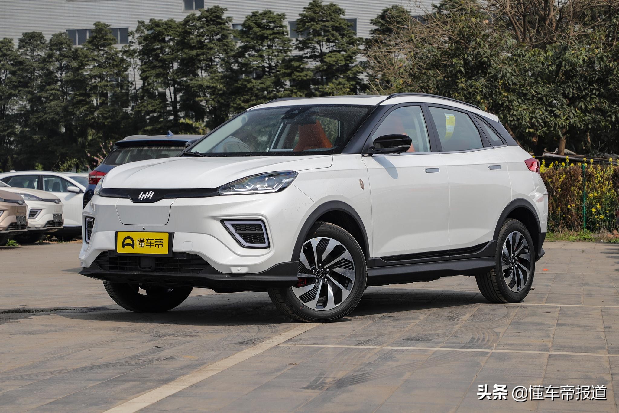 新车 | 新势力中的新面孔，实拍解析摩登Modern in，定位紧凑型SUV