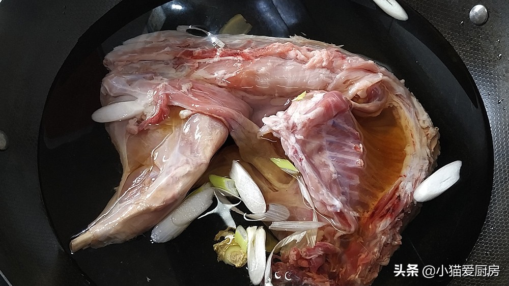 教你麻辣兔肉的做法，鲜香入味，不错的下酒菜，爱吃兔肉的试一试