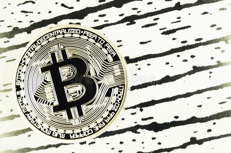 21深度丨全球央行“围堵”比特币：与法定货币终将开战？