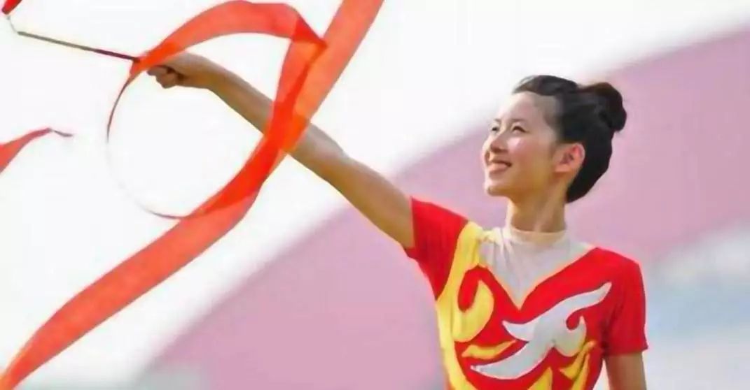 章泽天留学生活曝光：被误解10年的“奶茶妹妹”