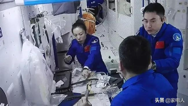 人民日报为航天微波炉点赞,谁是幕后攻关者?