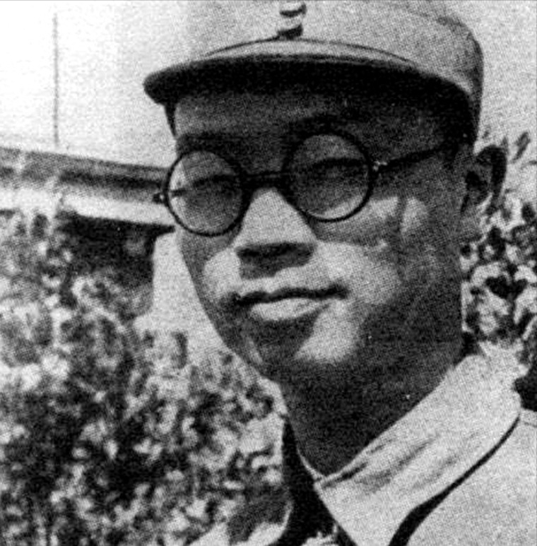 抗日战争中殉国的十大将领，如今该如何授予军衔？