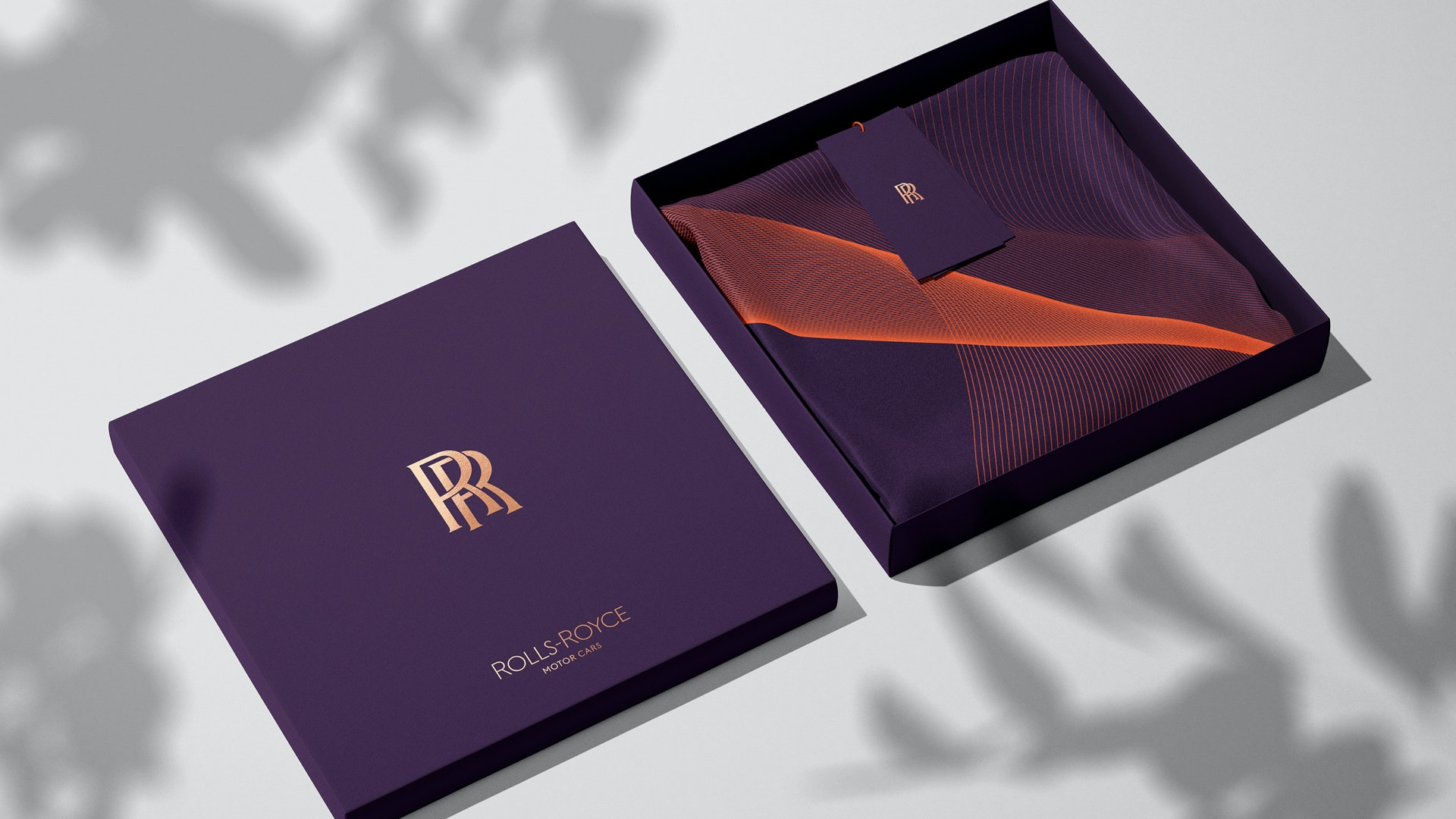 豪车品牌 劳斯莱斯（Rolls-Royce）更换LOGO