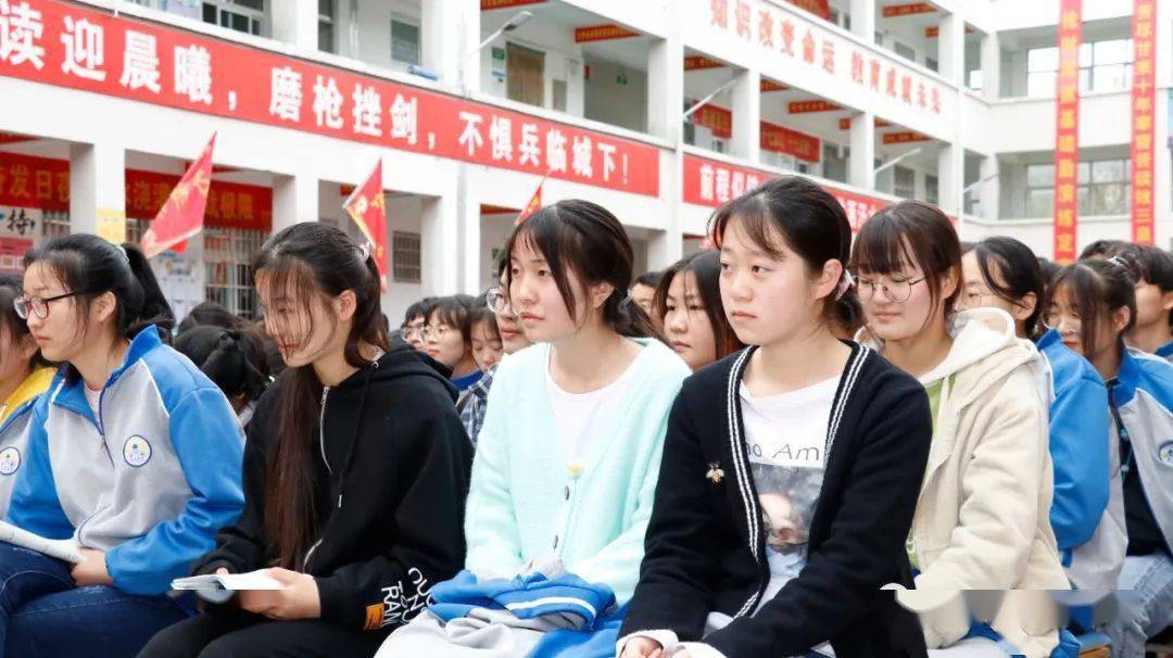 高三模拟考试成绩忽高忽低，这是正常情况吗？高三党一定要注意了