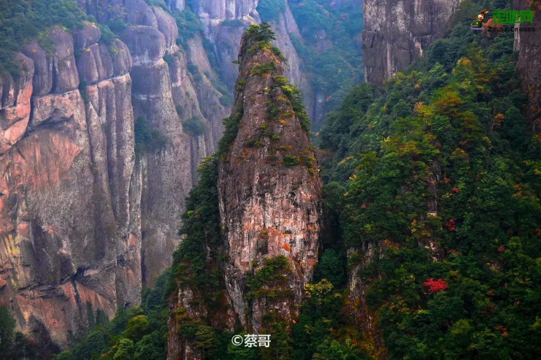 颜值爆表的小城,奇山不输黄山,秀水叫板桂林,绝对值得一去