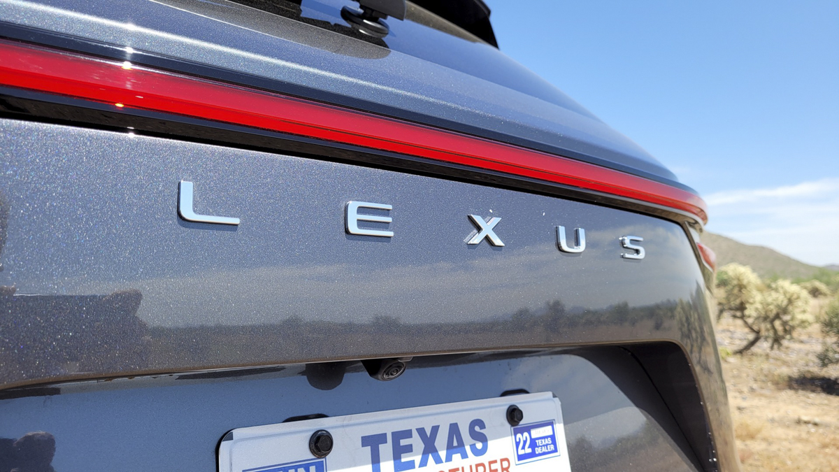 全新一代雷克萨斯NX即将上市，百公里加速6.6s