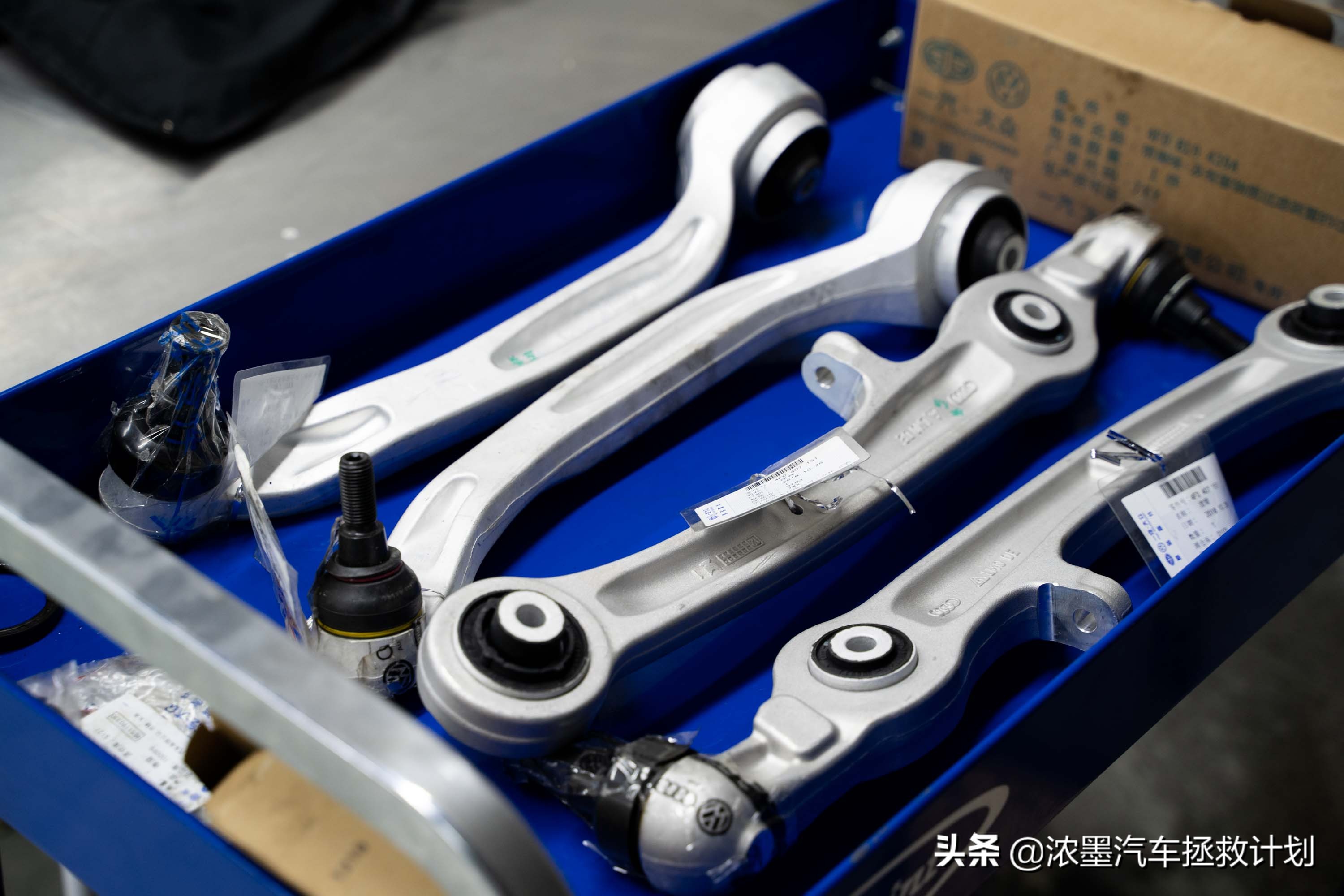 「迟暮英雄」整修一台十多年前的奥迪A6发动机，治理烧油烧水