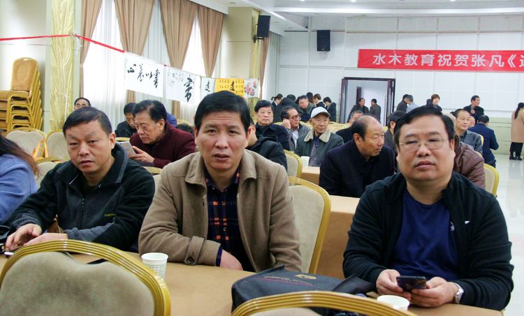 刘顺虎：远瞻红日染秋色 近看墨翁画腊梅