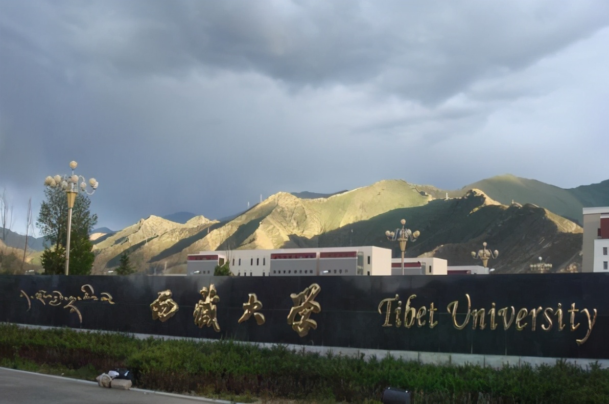 我国一所很心酸的211大学，分数线低还不愁没工作，考生却不愿去