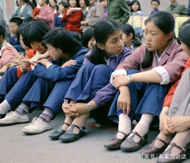80年代中国最真实老照片:回不了的过去,看懂的人都哭了!