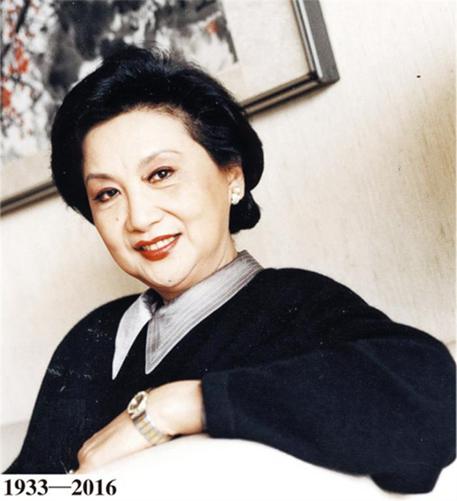 夏梦：美貌堪比赫本，比赫本幸福！曾受毛泽东接见，金庸追她7年