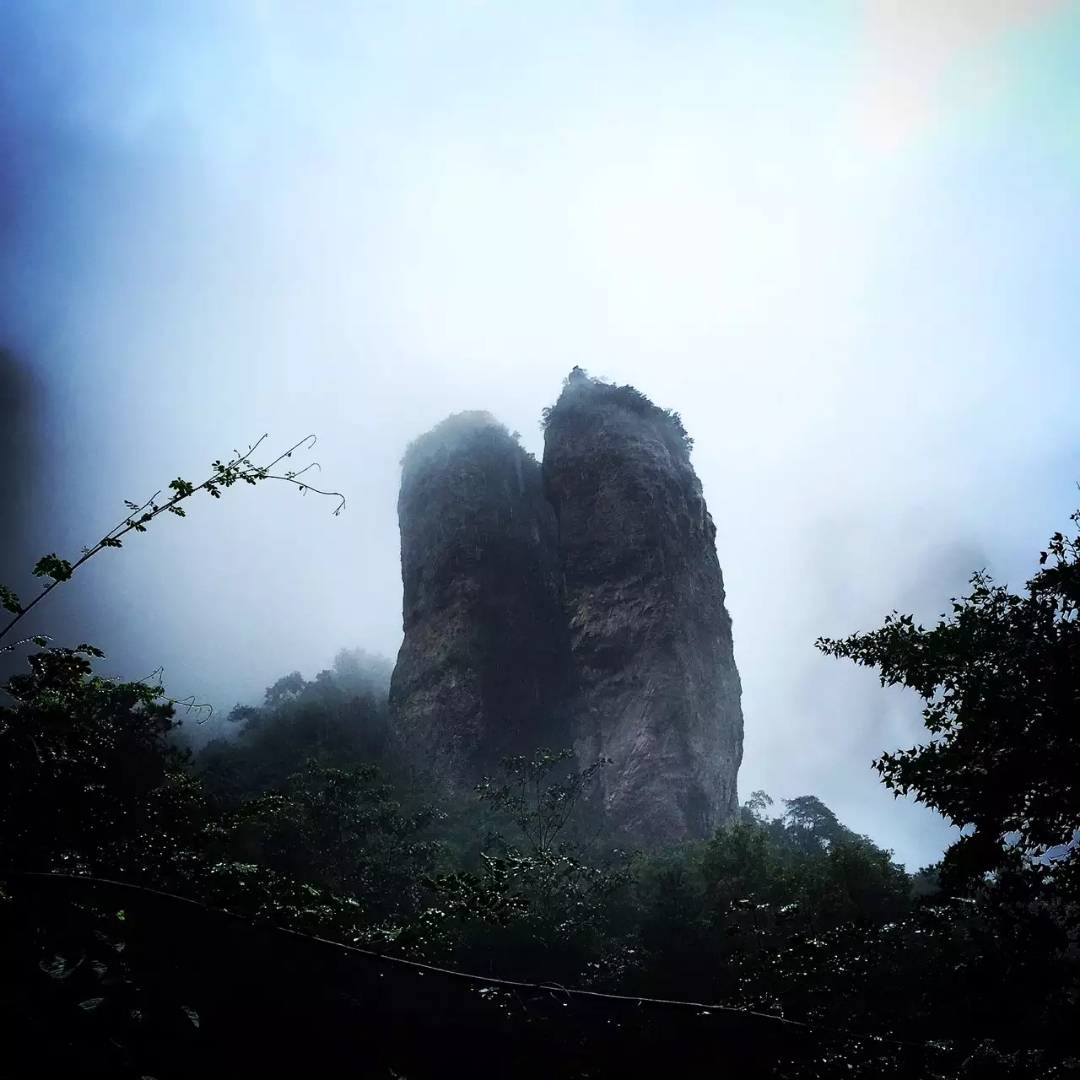温州登山游，瞰“一览众山小”的豪情美景，再去山间觅野趣