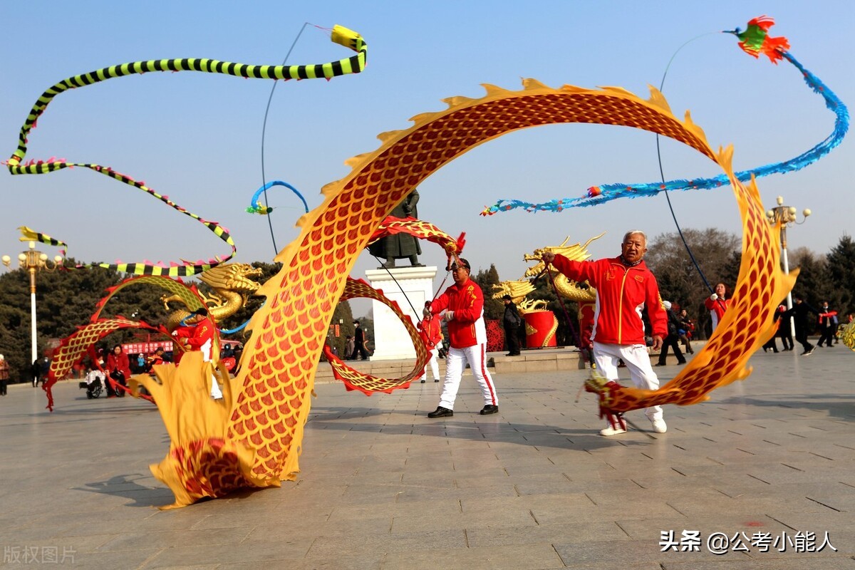 比比皆是现象在行测中常见，需辨析词语语义与语境差异