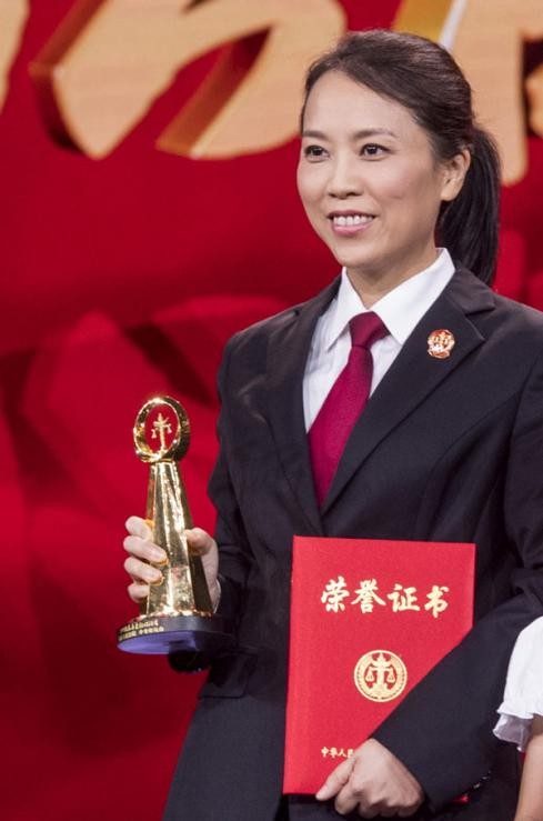 荣立一等功、获党中央表彰！这些女神法官、检察官，都毕业于中大