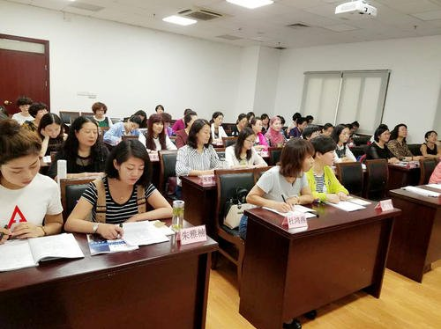 小几万的公务员“培训班”，真的有用吗？听过来人怎么说