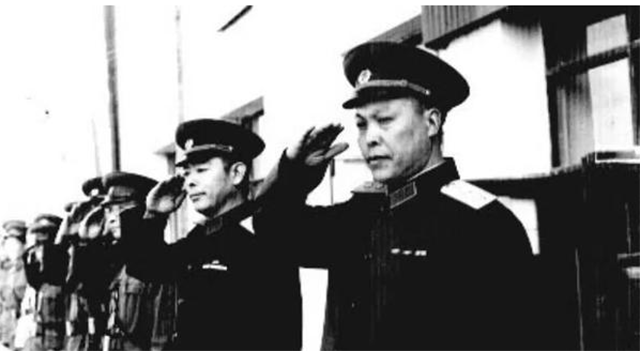 哈军工建校的首任院长兼政委是陈赓，第二任院长和政委分别是谁？