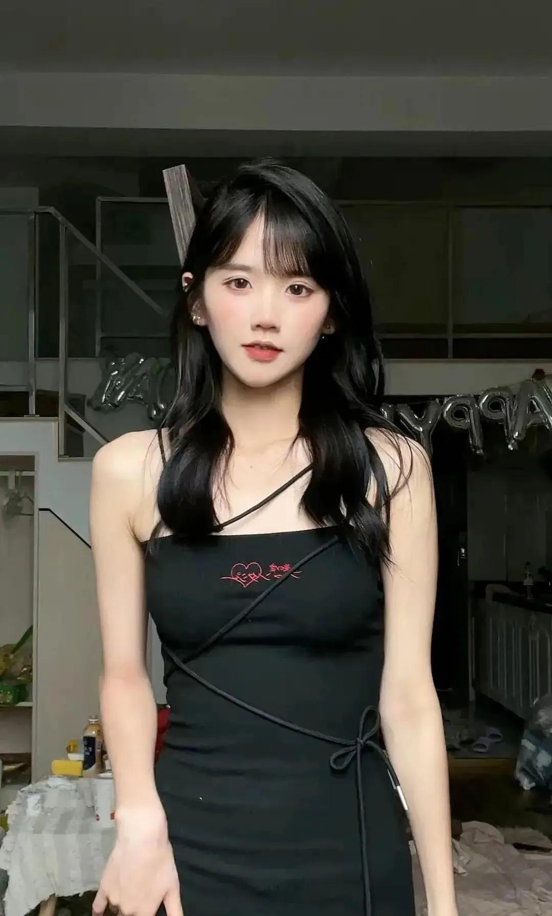 川井里矛是谁哪个国家的抖音井川里予个人资料