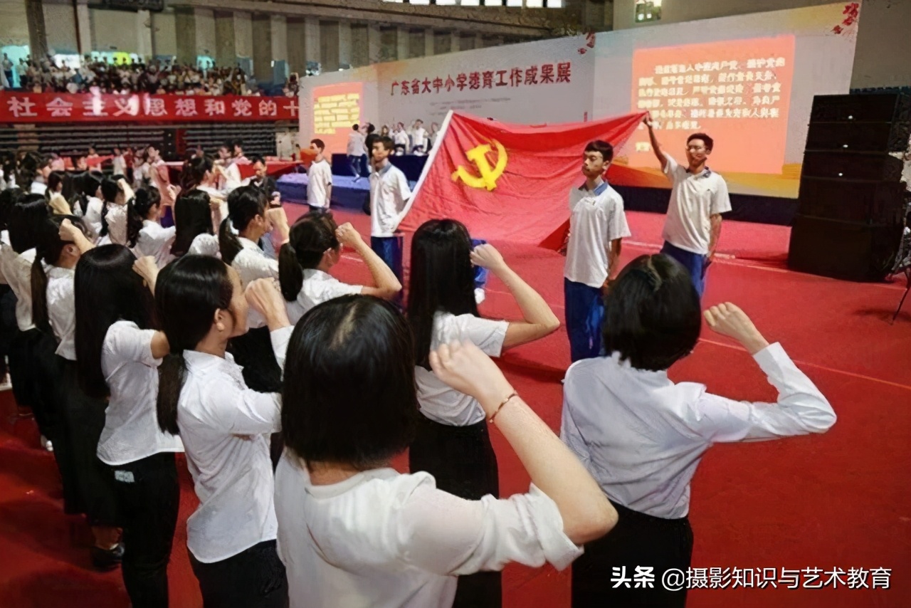 大一没有提交入党申请，大二还来得及吗？辅导员：大三就要注意了