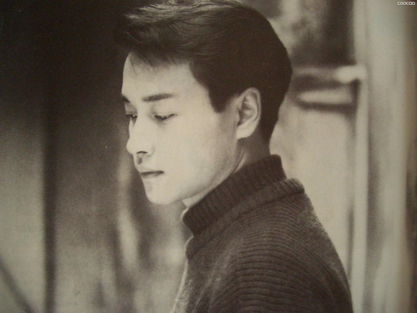 "陌上人如玉,公子世无双":怀念哥哥张国荣