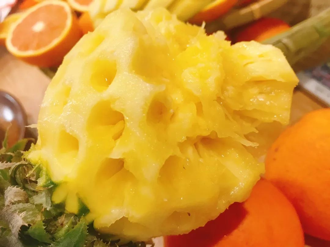 云南高原小菠萝！自带香水味，清甜不涩口，像吃西瓜一样抱着啃！