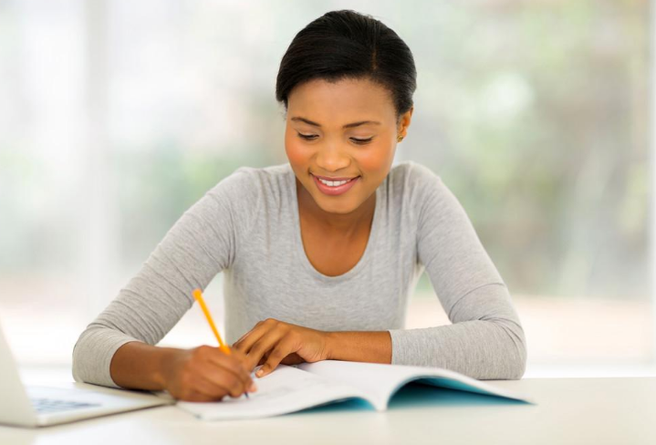 @文科生，文科就业前景好的6大专业，毕业后不愁找不到工作