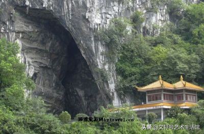 桂林10大好玩景点和10大好吃特产。