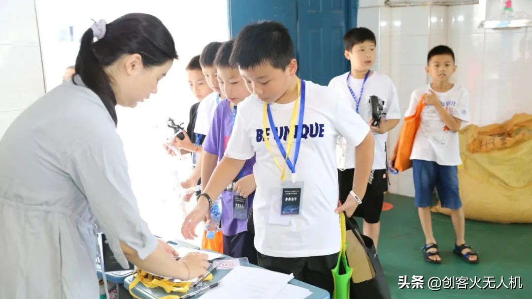 南昌站 | 2021年FTF青少年无人机大赛南昌分站赛成功举办