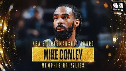 科比给哪些nba球员定目标(字母哥MVP！科比又给他新目标了，更让人感动的是罗斯)