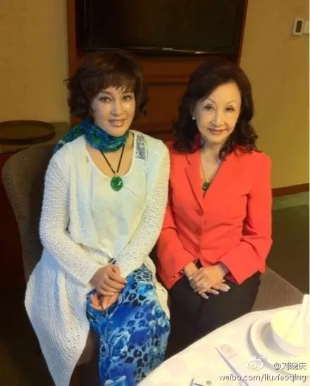 几十万名牌包,上亿帝王绿翡翠,明星烧钱“富养”女儿大PK