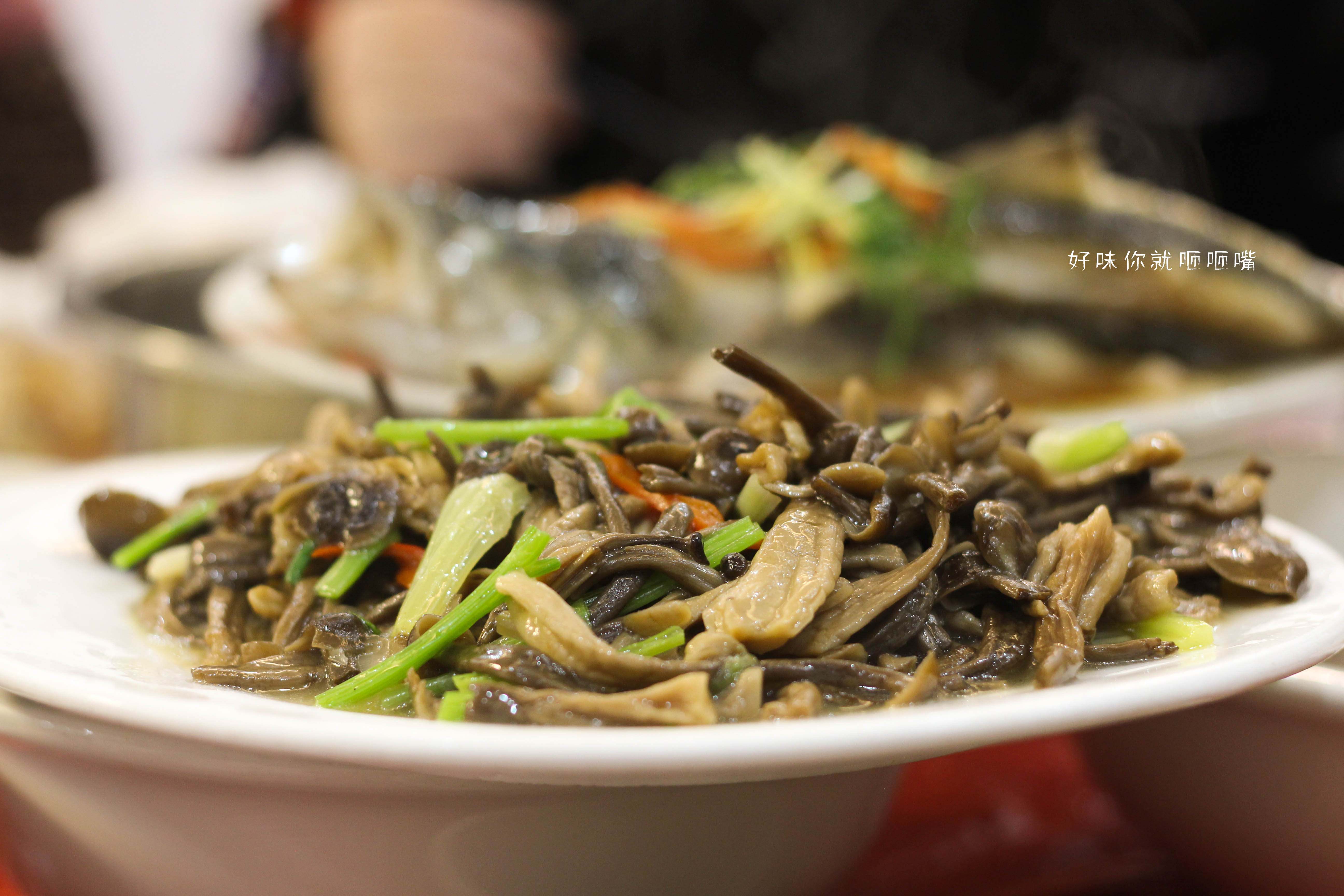 客家乔迁宴，胜过酒家的自家流水席，小县城里的美味佳肴